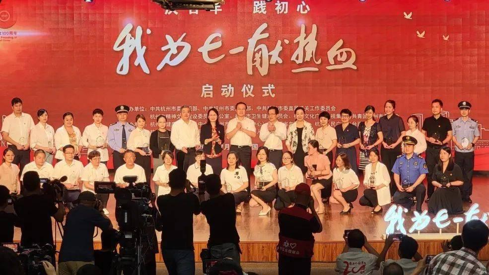 臭屁虫吃吃吃